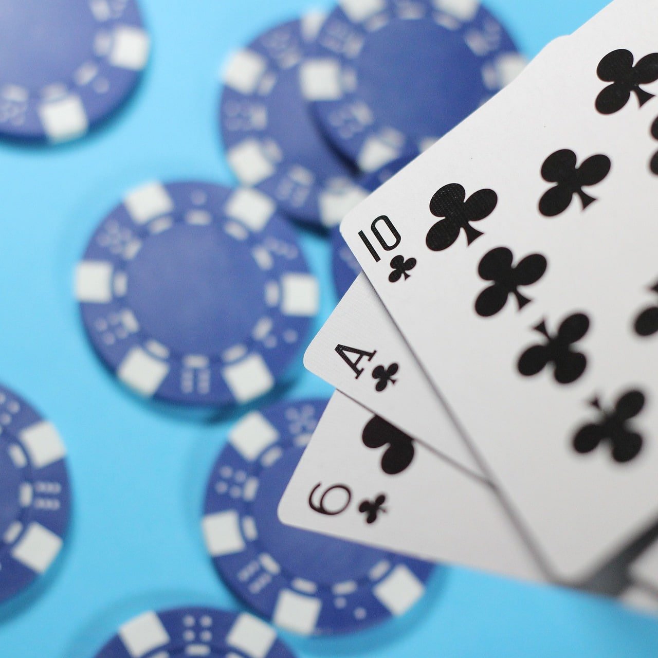 Antarmuka bonus roda keberuntungan Mega Moolah dengan berbagai tingkat jackpot progresif